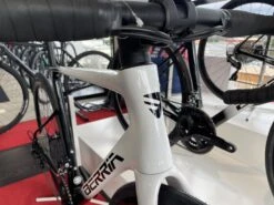 BERRIA Belador 6.1 Vélo De Route Carbone Black Ebony/White Snow 2023 -Boutique Vélo Promo berria belador 61 velo de route carbone black ebonywhite snow 2023 3