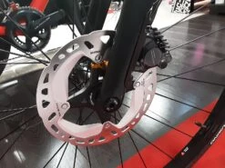 BMC Roadmachine Three Ultegra Di2 Disc 12v Vélo De Route 2022 19 BMC Roadmachine Three Ultegra Di2 Disc 12v Vélo De Route 2022 -Boutique Vélo Promo bmc roadmachine three ultegra di2 disc 12v velo de route 2022 6