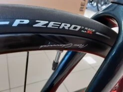 BMC Teammachine SLR01 One Dura-Ace Di2 Disc 12v Vélo De Course 2022 -Boutique Vélo Promo bmc teammachine slr01 one dura ace di2 disc 12v velo de course 2022 8