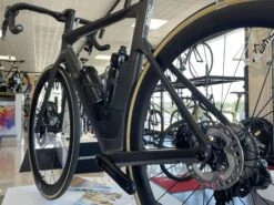 BMC Timemachine Road 01 Two Ultegra Di2 Disc 12v Vélo De Route Aéro 2022 -Boutique Vélo Promo bmc timemachine road 01 two ultegra di2 disc 12v velo de route aero 2022 7