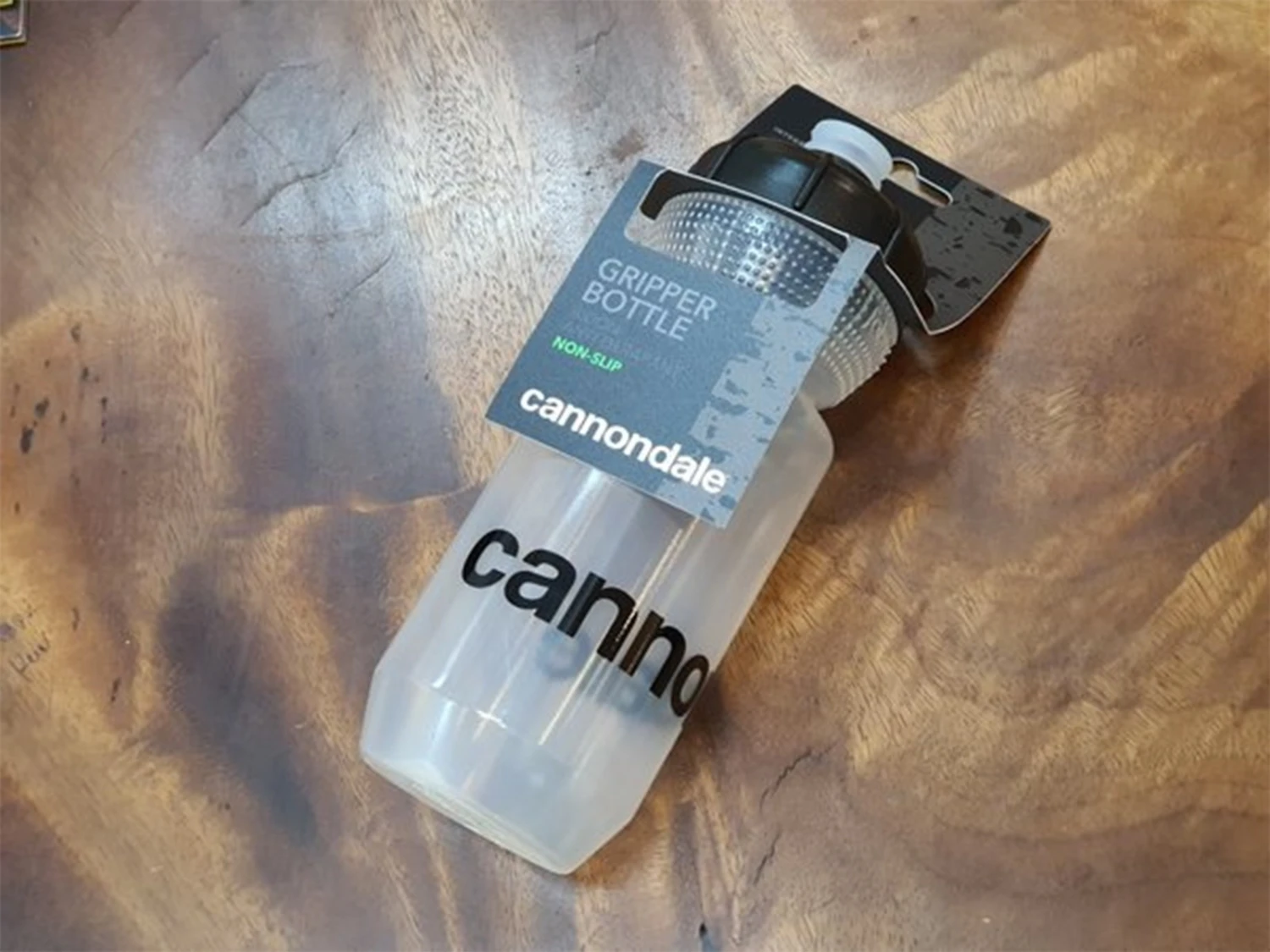 CANNONDALE Gripper Logo Bidon Transparent 600ml 2 CANNONDALE Gripper Logo Bidon Transparent 600ml – Image 2