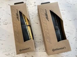 CONTINENTAL Pneu GP 5000 AS TR - Grand Prix 5000 All-Season Cream -Boutique Vélo Promo continental pneu gp 5000 as tr grand prix 5000 all season cream 2