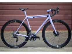 ENVE 45 Roues Carbone Foundation 45mm Disques-tubeless 2023 -Boutique Vélo Promo enve 45 roues carbone foundation 45mm disques tubeless 2023 7