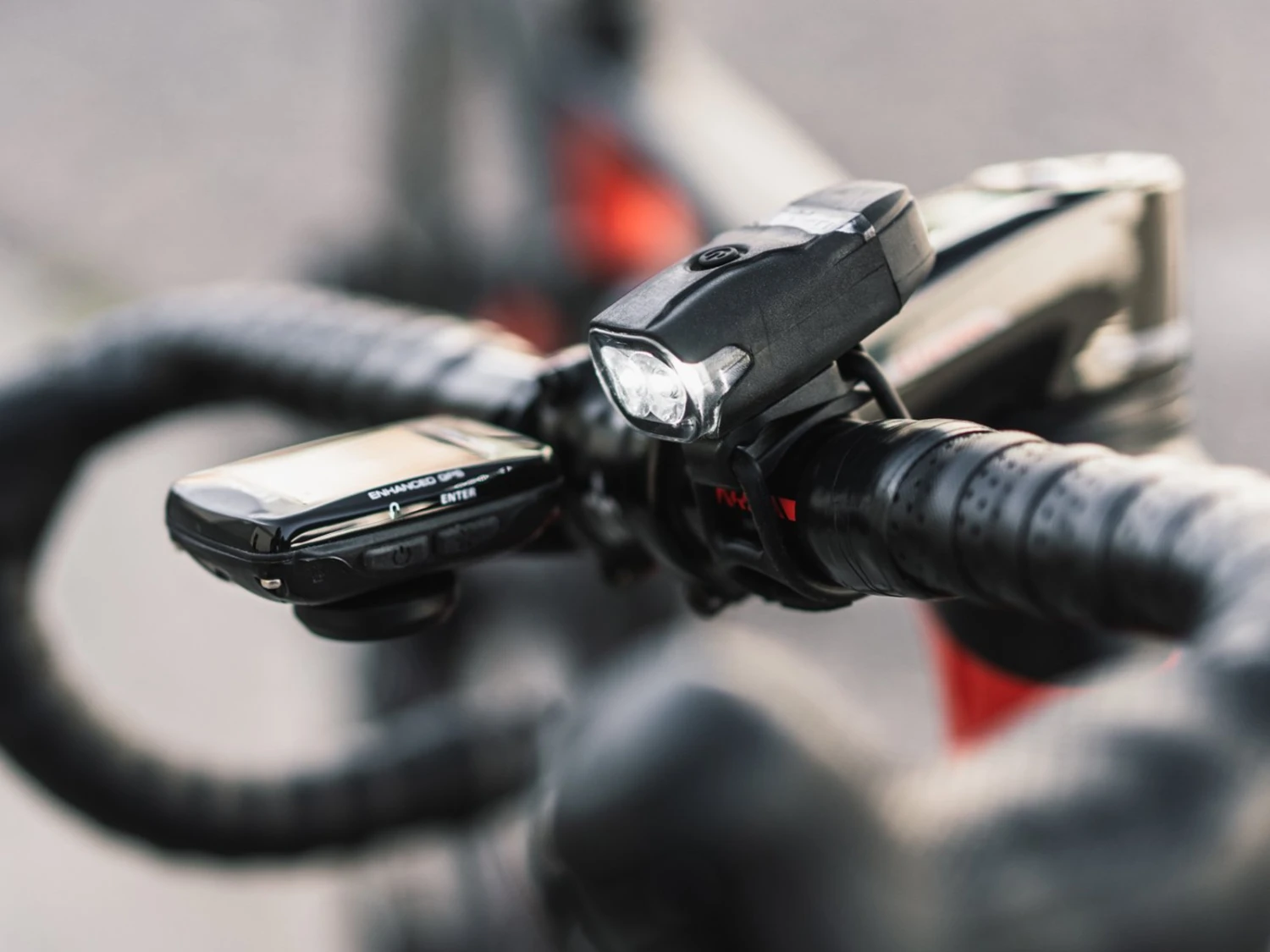 LEZYNE Luminaire Vélo KTV 2 Drive Avant Et Arrière 4 LEZYNE Luminaire Vélo KTV 2 Drive Avant Et Arrière – Image 4