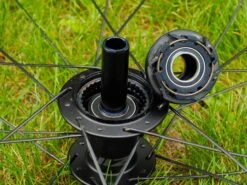 ZIPP 303 Firecrest Disc Roues Carbone 40mm Disque Pneu Tubeless 2023 23 ZIPP 303 Firecrest Disc Roues Carbone 40mm Disque Pneu Tubeless 2023 -Boutique Vélo Promo zipp 303 firecrest roues carbone 40mm disques tubeless 2022 11